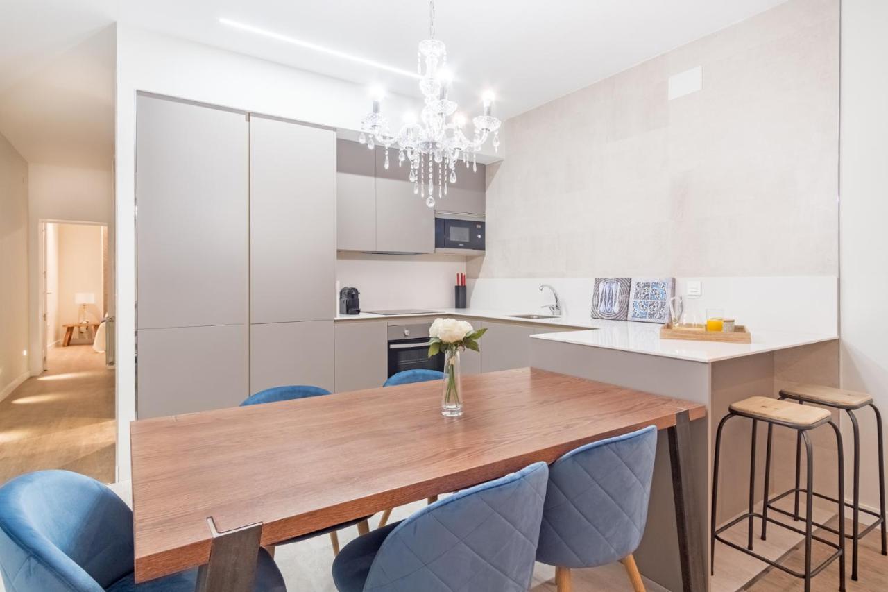 Experience The Best Of Madrid! Gran Via Apartment For 6, Comfort And Style In The Heart Of Chueca III Екстериор снимка