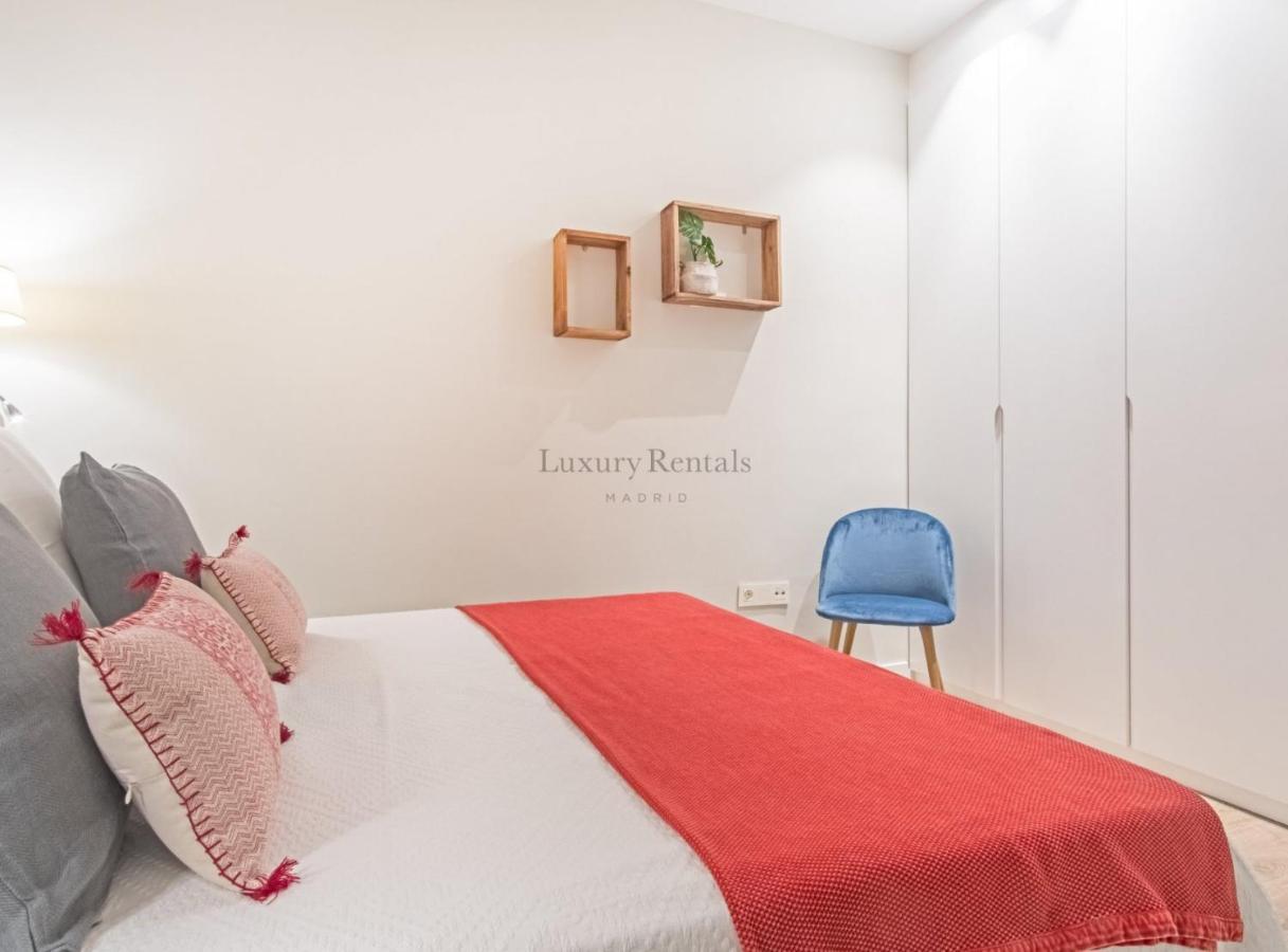 Experience The Best Of Madrid! Gran Via Apartment For 6, Comfort And Style In The Heart Of Chueca III Екстериор снимка